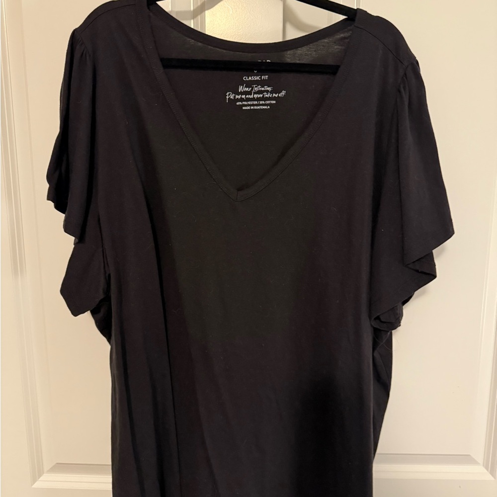 Torrid Black V-Neck Short Sleeve Tee